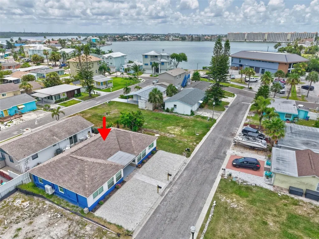 18015 1st Street E Redington Shores FL 33708