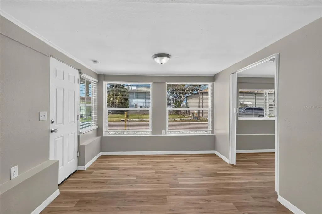 18015 1st Street E Redington Shores FL 33708