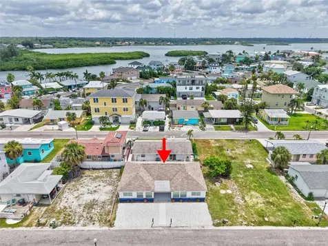 18015 1st Street E Redington Shores FL 33708