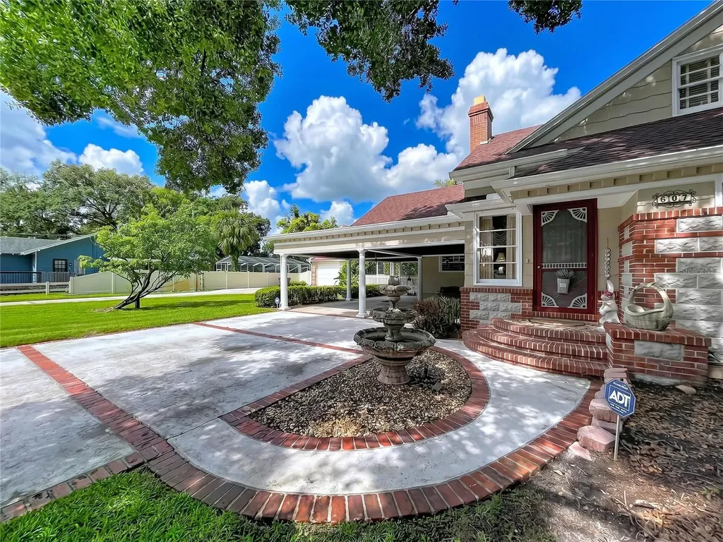 607 N Merrin Street Plant City FL 33563