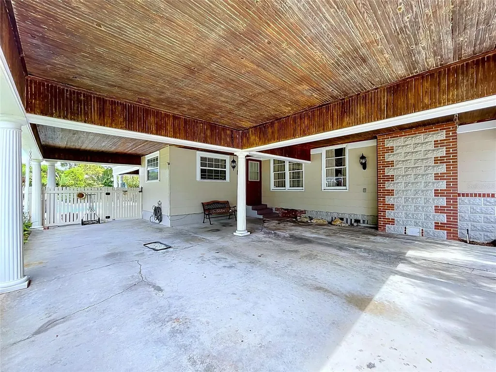 607 N Merrin Street Plant City FL 33563