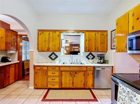 607 N Merrin Street Plant City FL 33563
