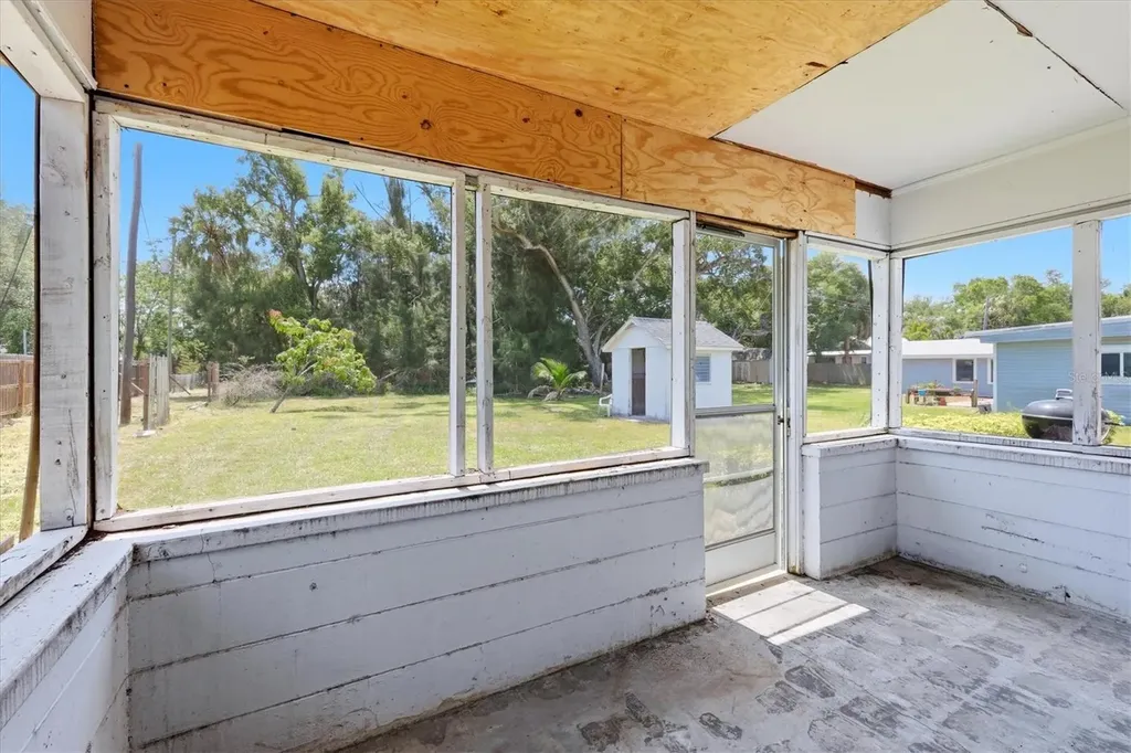 910 16th Avenue W Palmetto FL 34221