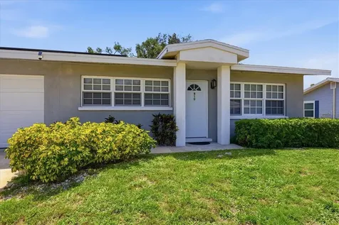910 16th Avenue W Palmetto FL 34221