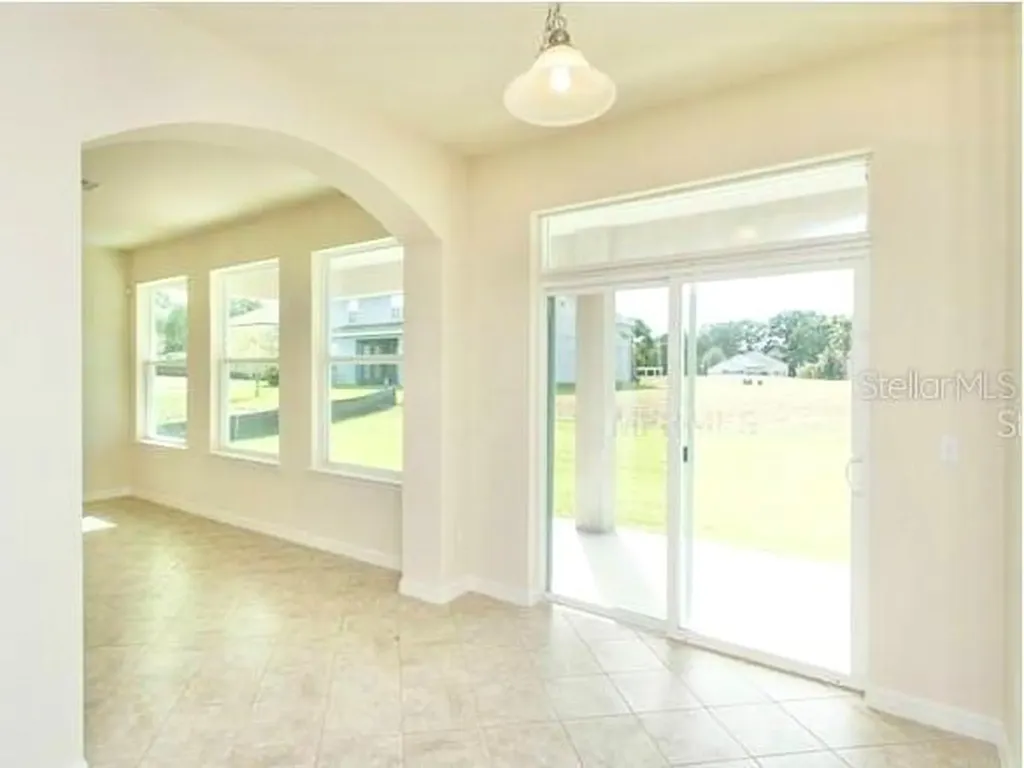 2103 Candlenut Circle Apopka FL 32712