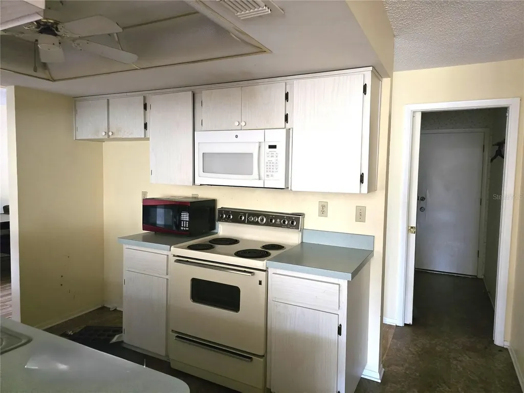 10641 Timber Lane Port Richey FL 34668