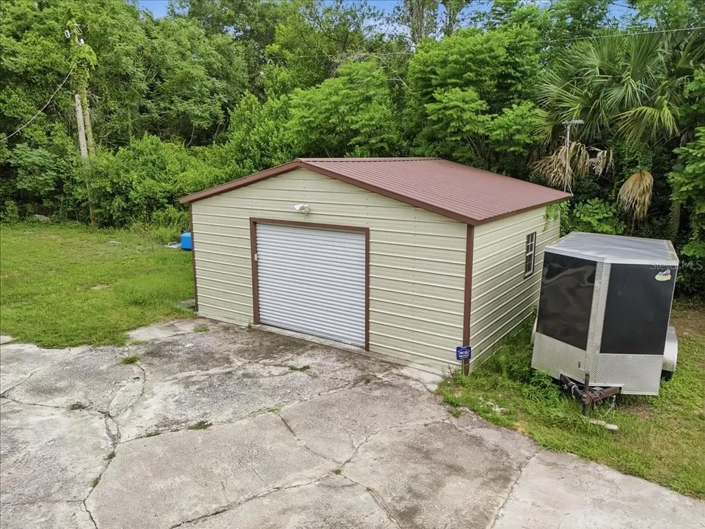 8095 Rose Avenue Orlando FL 32810