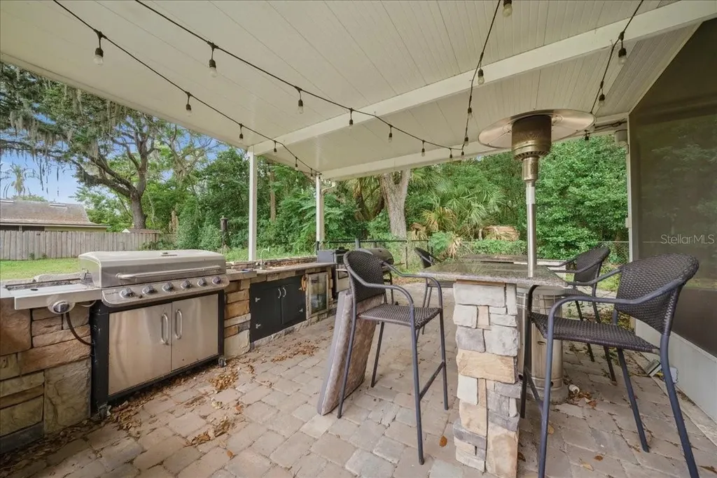 8095 Rose Avenue Orlando FL 32810
