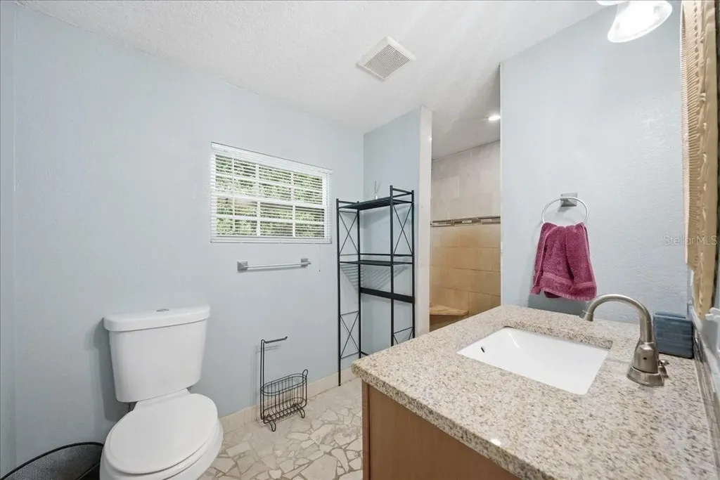 8095 Rose Avenue Orlando FL 32810