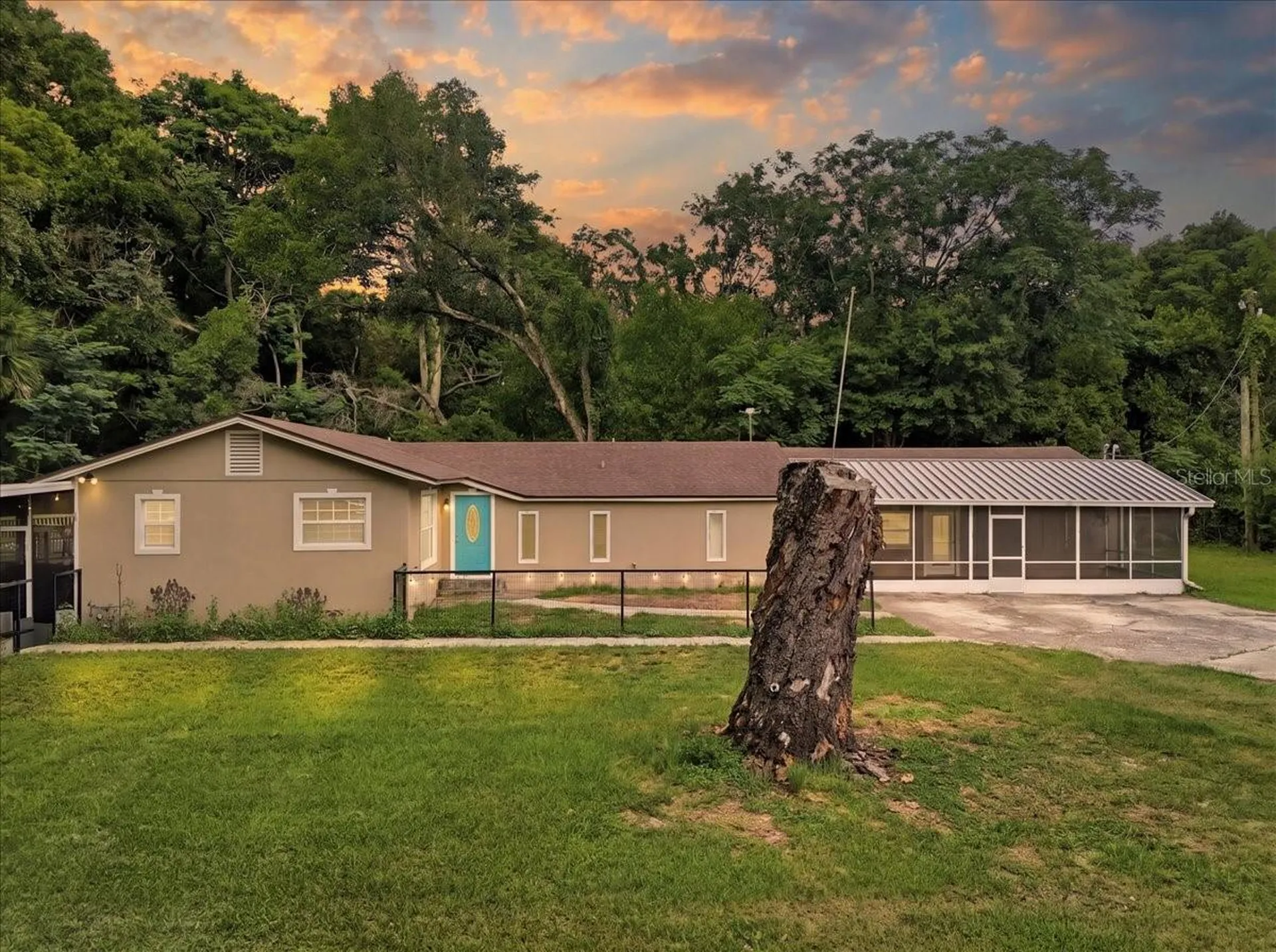 8095 Rose Avenue Orlando FL 32810