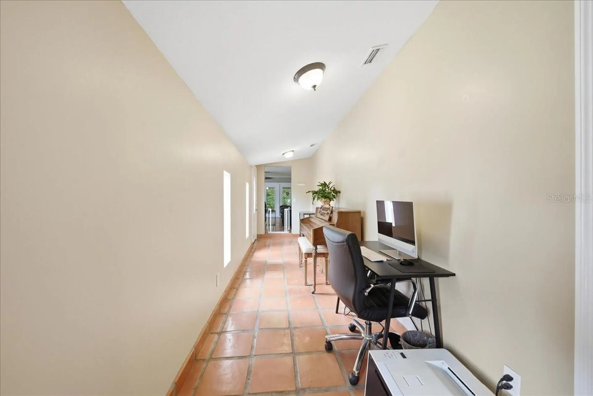 8095 Rose Avenue Orlando FL 32810