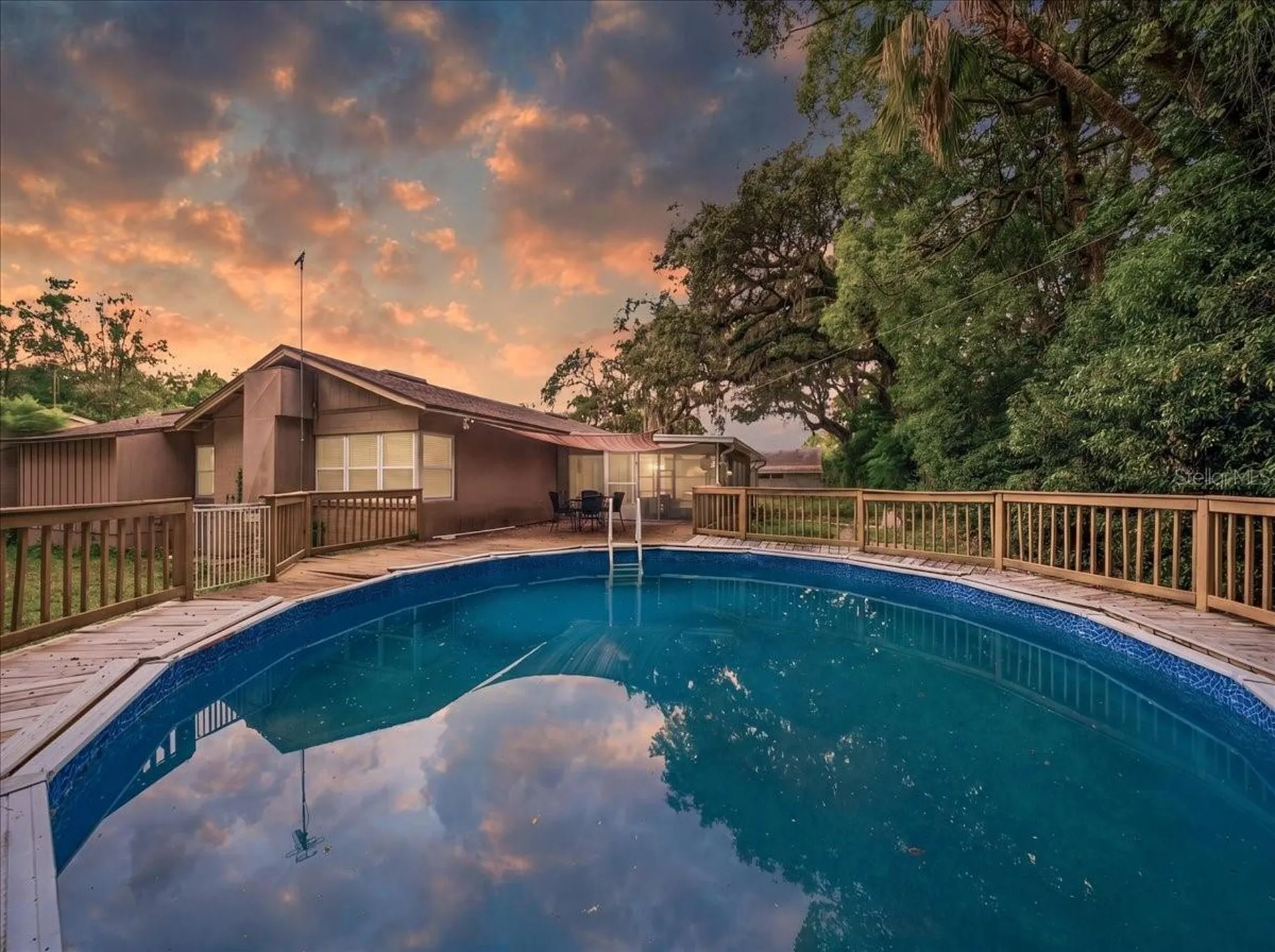 8095 Rose Avenue Orlando FL 32810