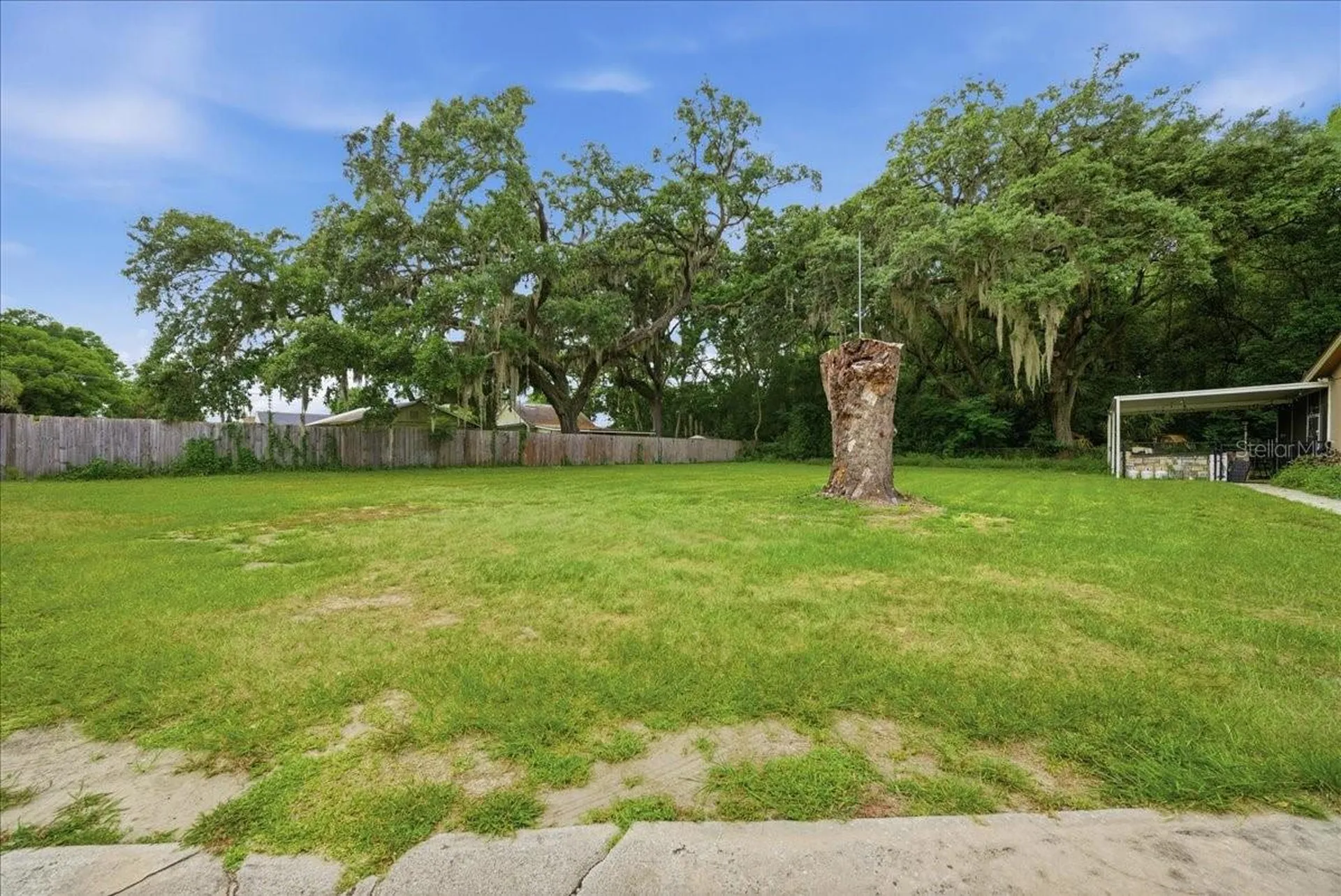 8095 Rose Avenue Orlando FL 32810