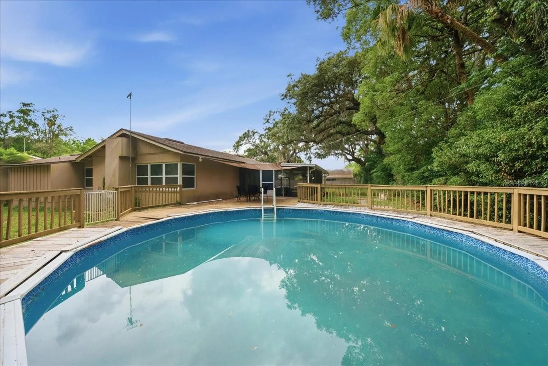 8095 Rose Avenue Orlando FL 32810