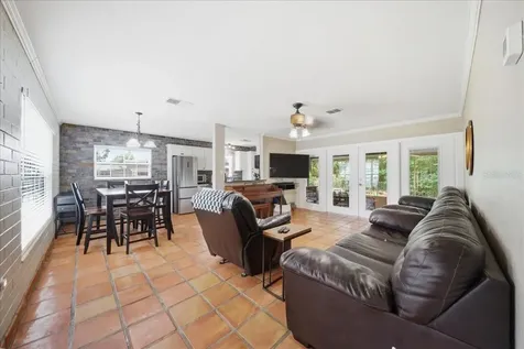 8095 Rose Avenue Orlando FL 32810