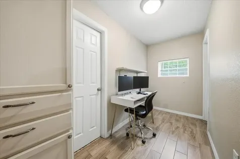 8095 Rose Avenue Orlando FL 32810