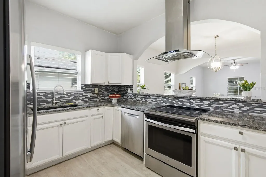 2815 N Taliaferro Avenue Tampa FL 33602