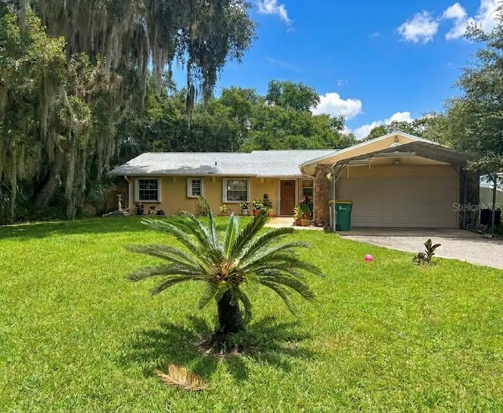 1671 Ford Road Mims FL 32754