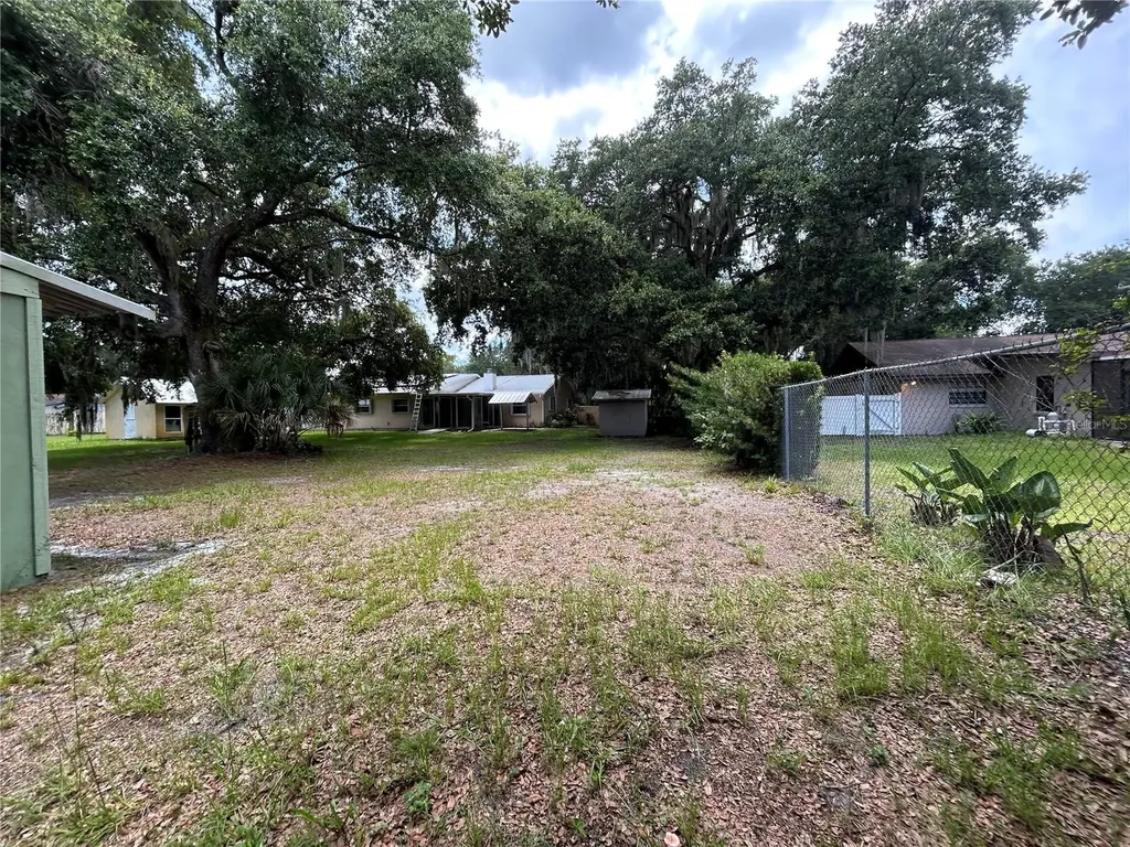 1671 Ford Road Mims FL 32754