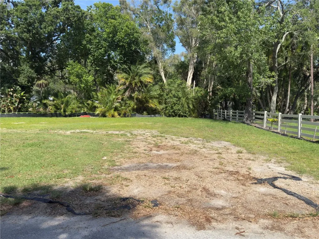 5711 River Terrace Tampa FL 33604