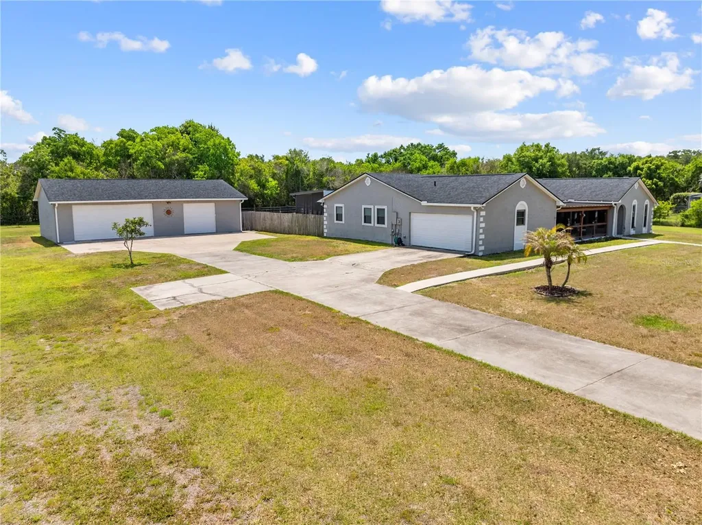 233 Eastern Avenue St Cloud FL 34769