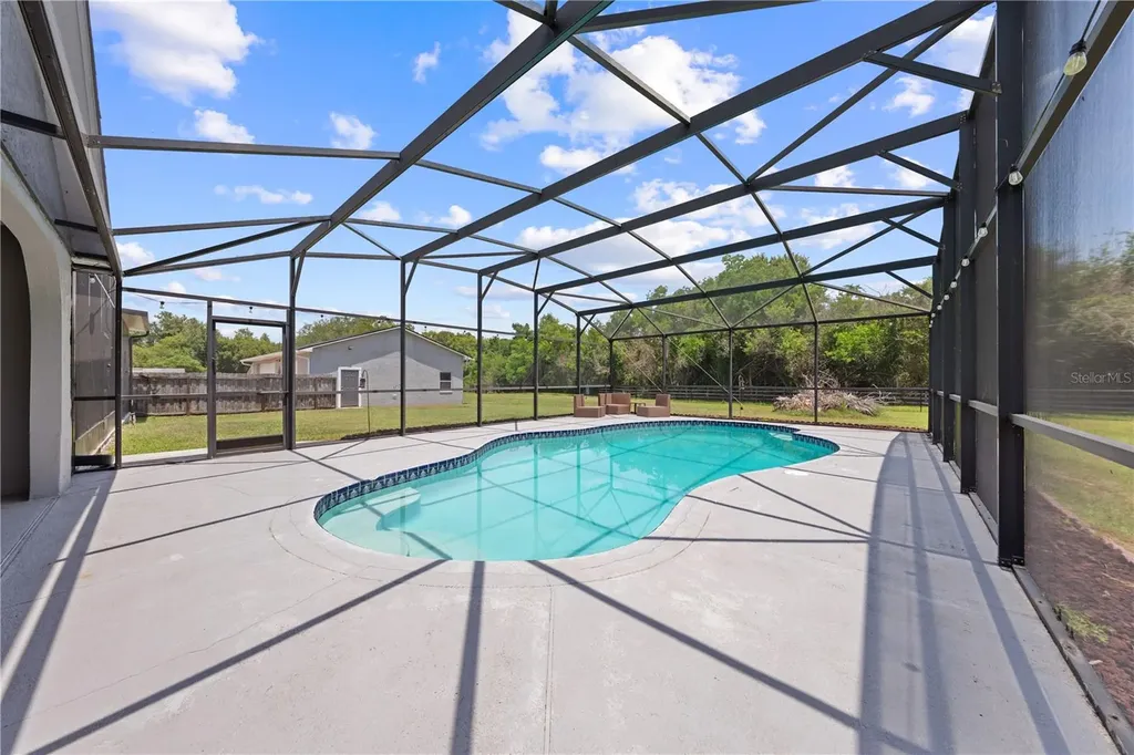 233 Eastern Avenue St Cloud FL 34769