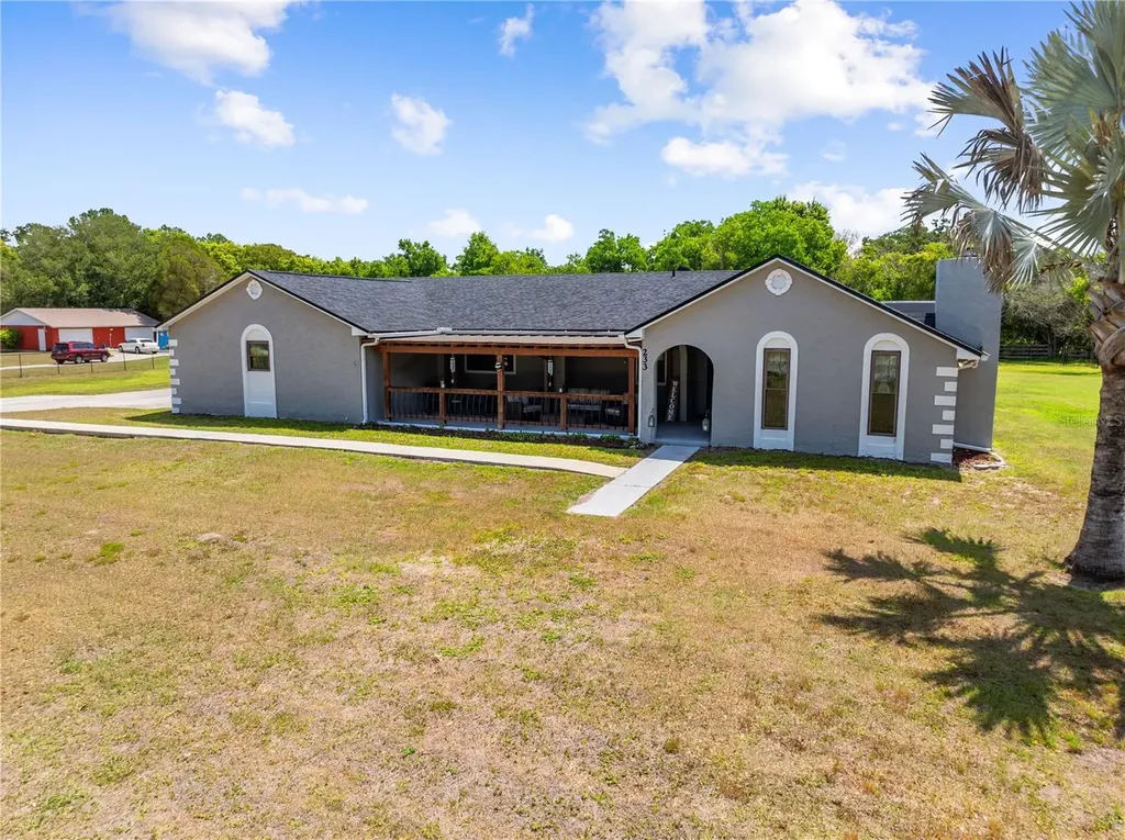 233 Eastern Avenue St Cloud FL 34769