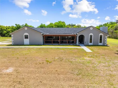 233 Eastern Avenue St Cloud FL 34769