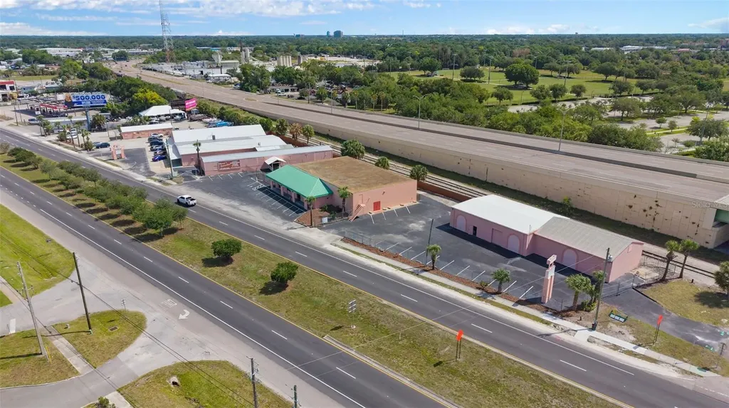 4809 N Orange Blossom Trail Orlando FL 32810