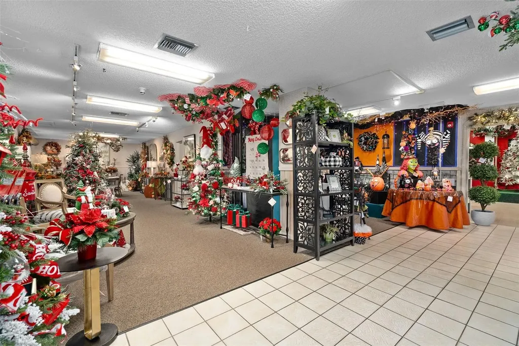 4809 N Orange Blossom Trail Orlando FL 32810