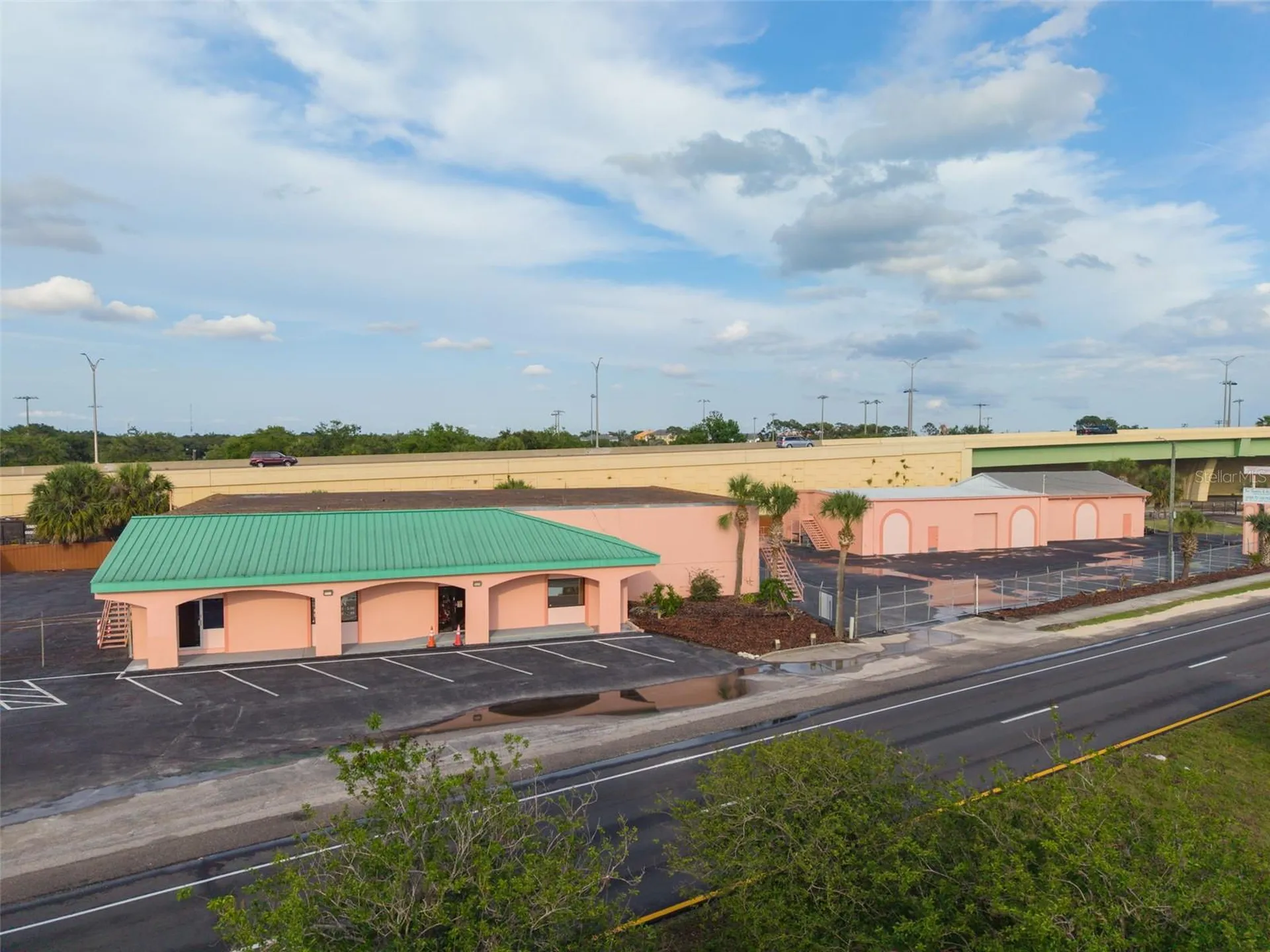 4809 N Orange Blossom Trail Orlando FL 32810