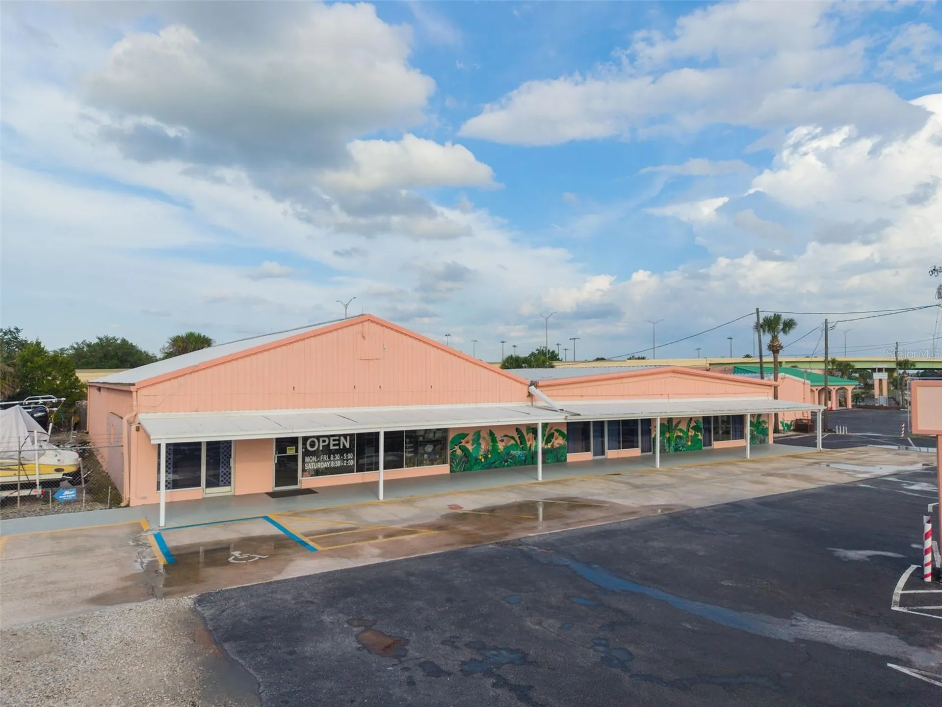 4809 N Orange Blossom Trail Orlando FL 32810