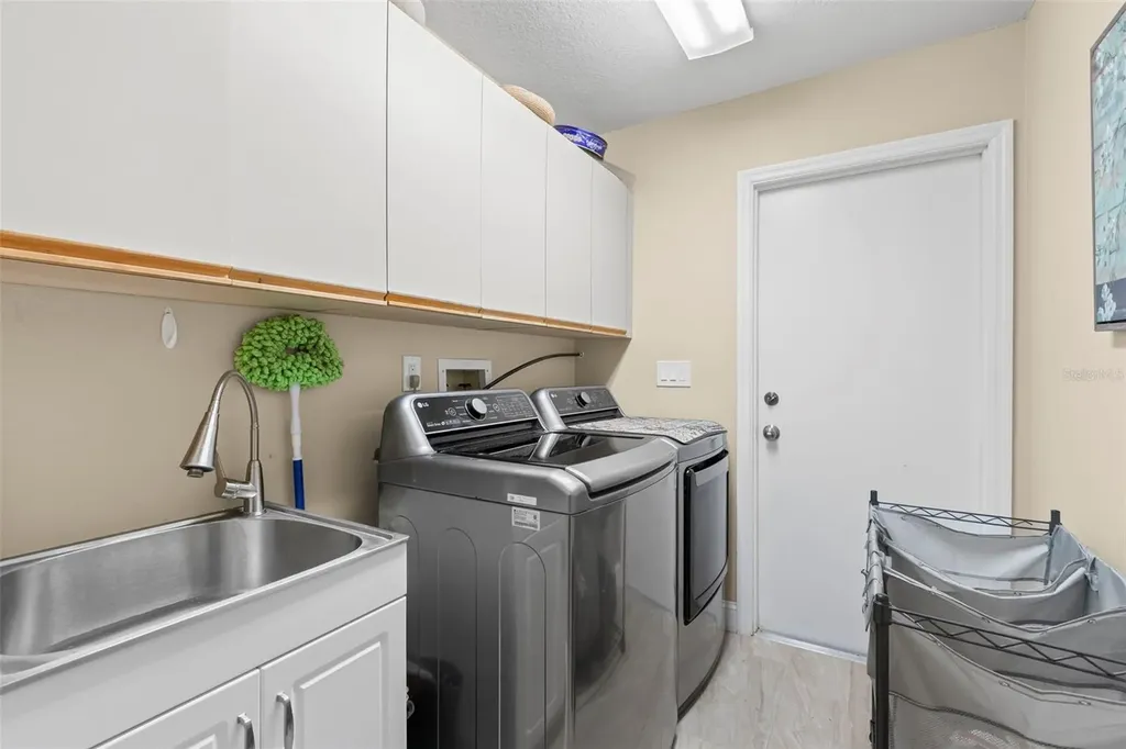2332 Waterview Court Palm Harbor FL 34684