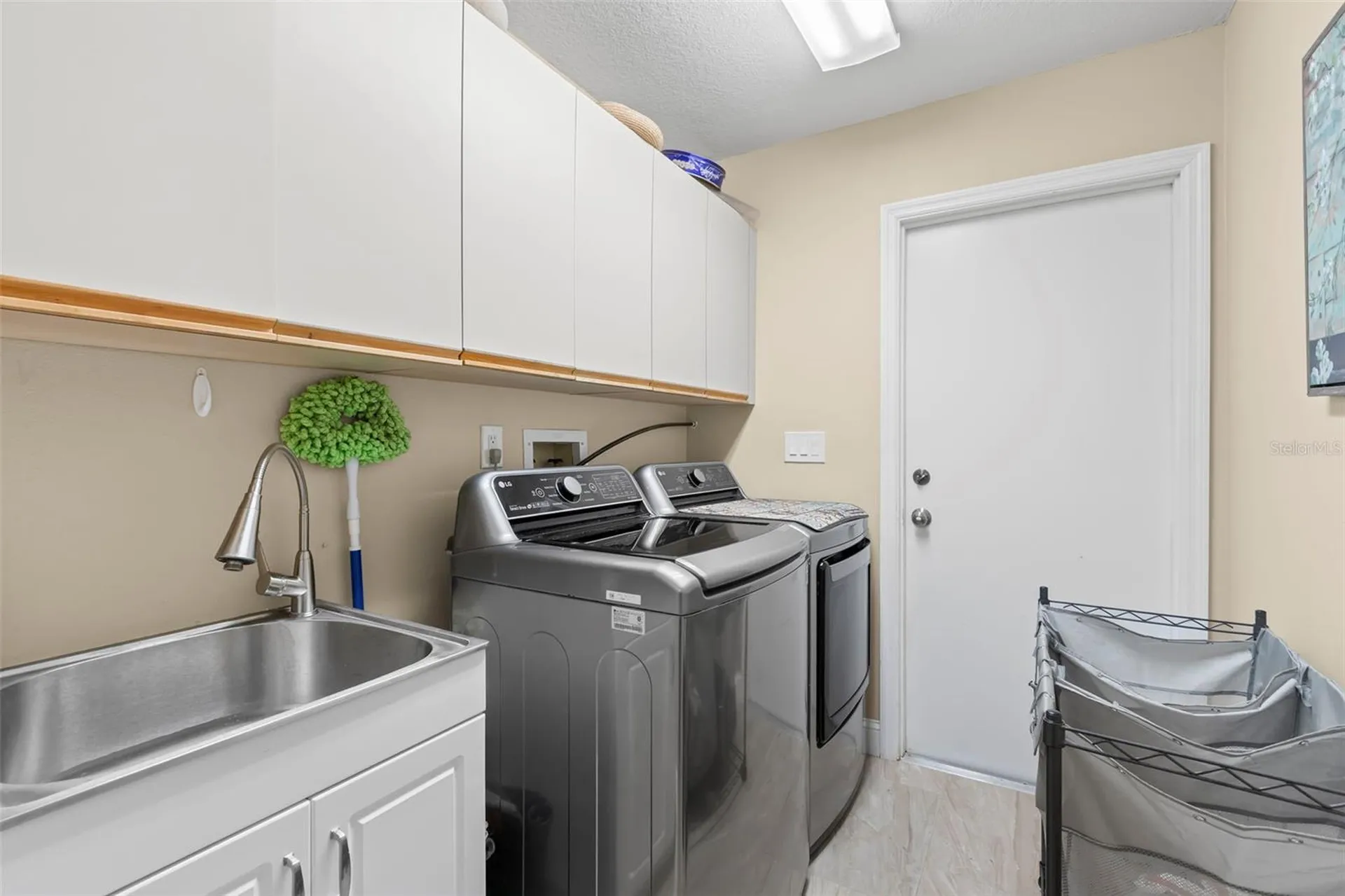 2332 Waterview Court Palm Harbor FL 34684