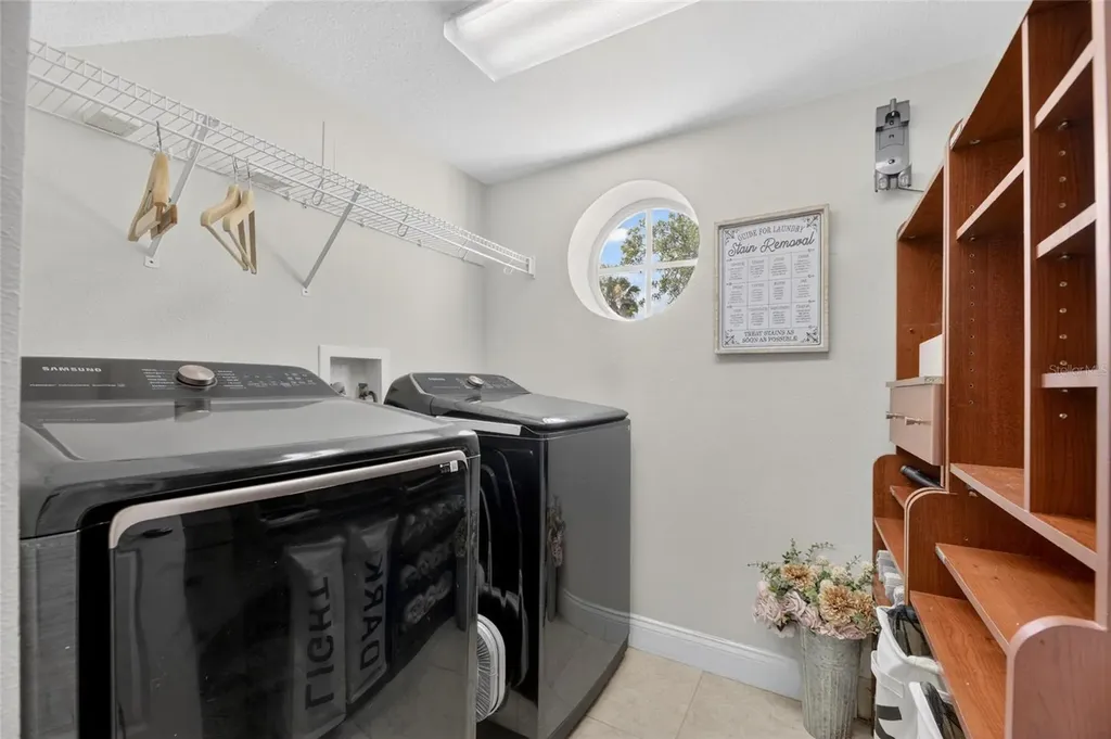 5536 Luminar Pointe Lane Apollo Beach FL 33572