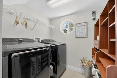 5536 Luminar Pointe Lane Apollo Beach FL 33572