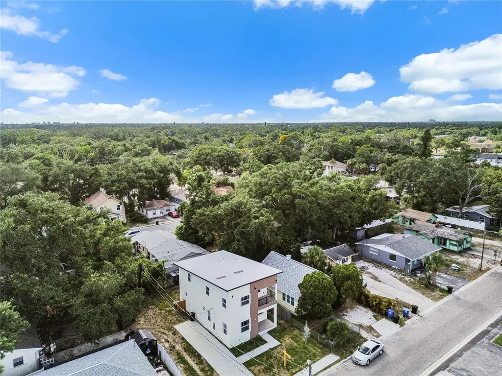 2141 Upton Court S St Petersburg FL 33712