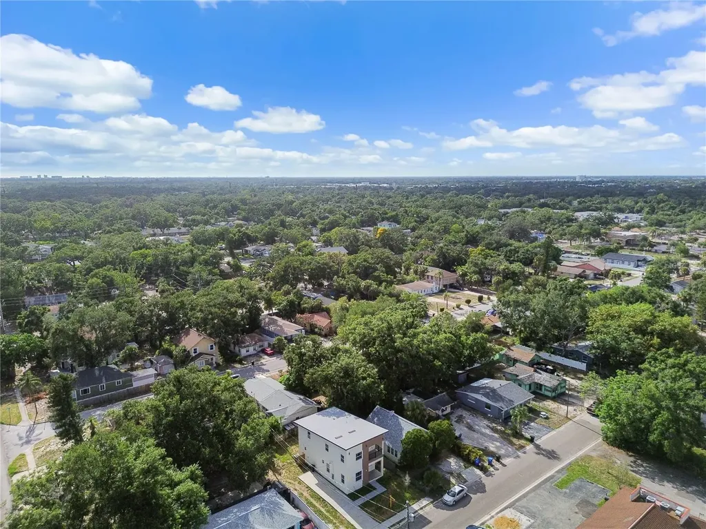 2141 Upton Court S St Petersburg FL 33712