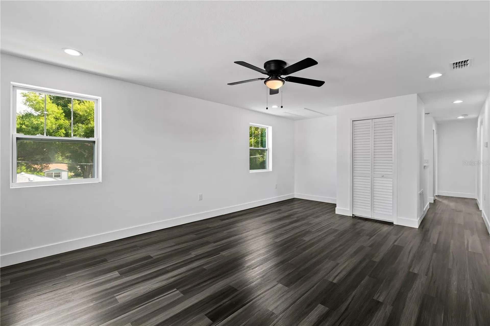 2141 Upton Court S St Petersburg FL 33712