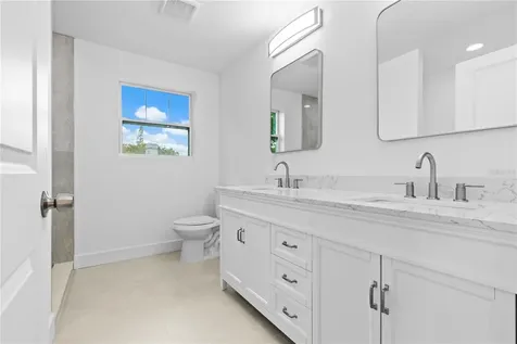 2141 Upton Court S St Petersburg FL 33712