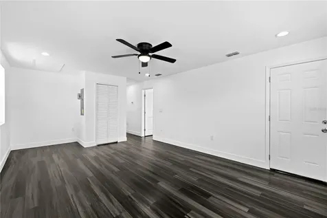 2141 Upton Court S St Petersburg FL 33712