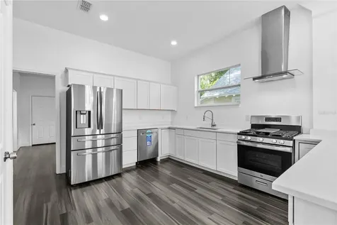 2141 Upton Court S St Petersburg FL 33712