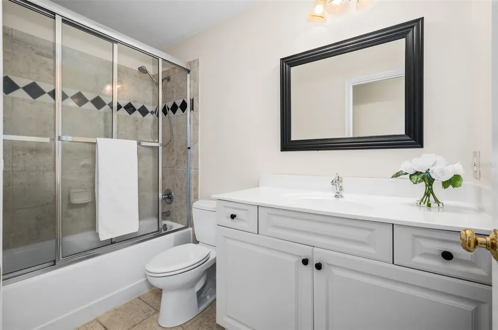 10005 SW 48th Place Gainesville FL 32608