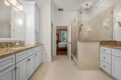 10005 SW 48th Place Gainesville FL 32608