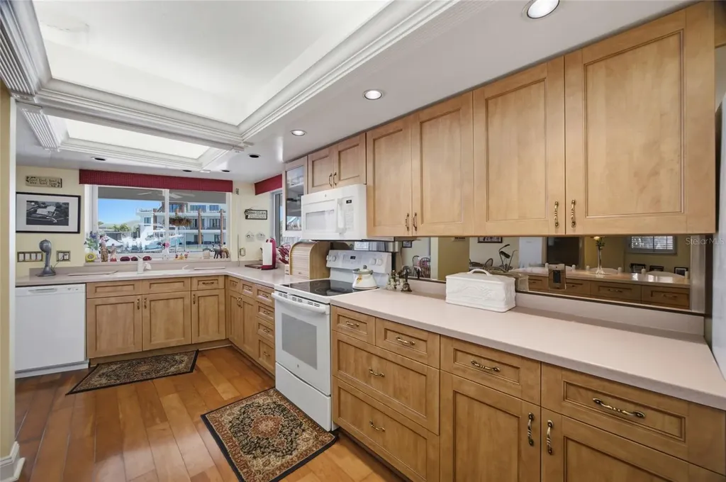 4912 58th Avenue S St Petersburg FL 33715