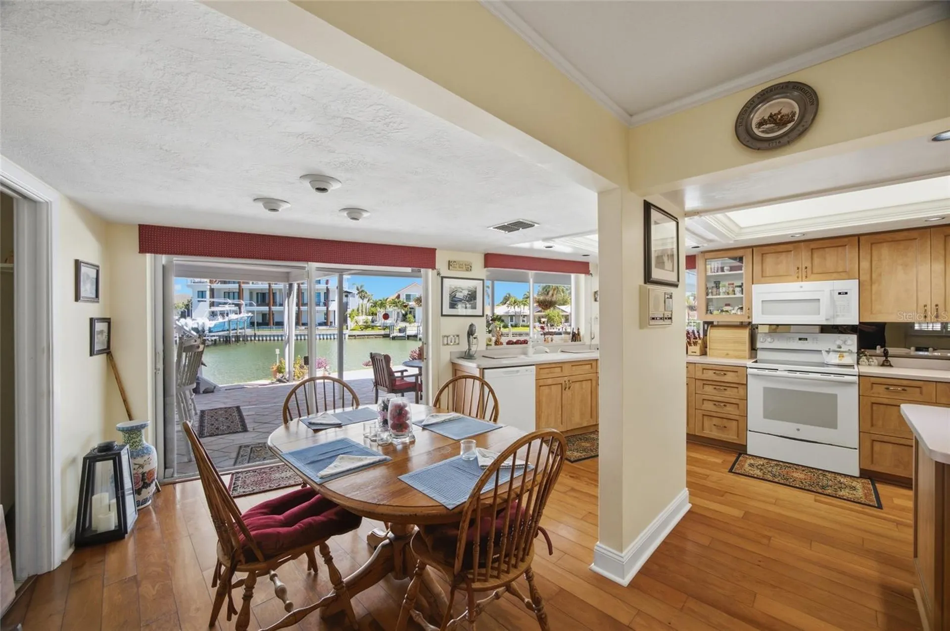 4912 58th Avenue S St Petersburg FL 33715