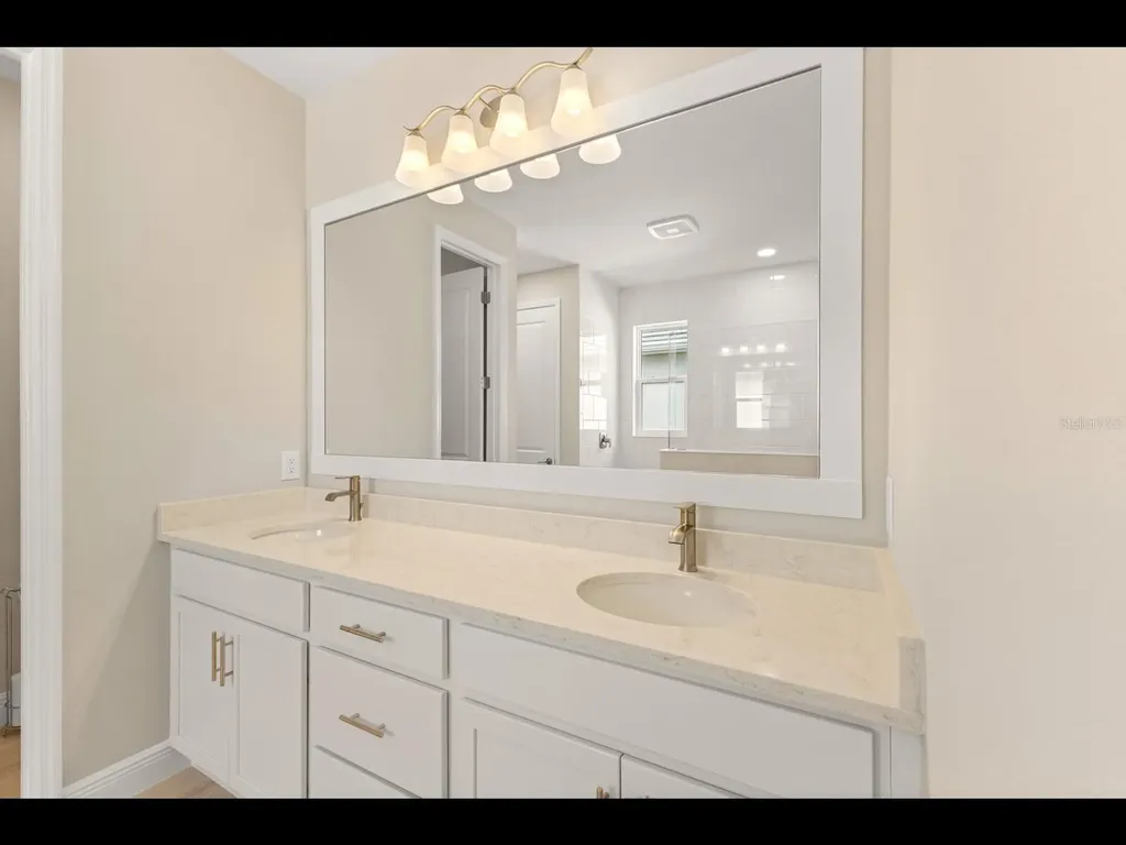 1099 Waterline Court Sarasota FL 34240