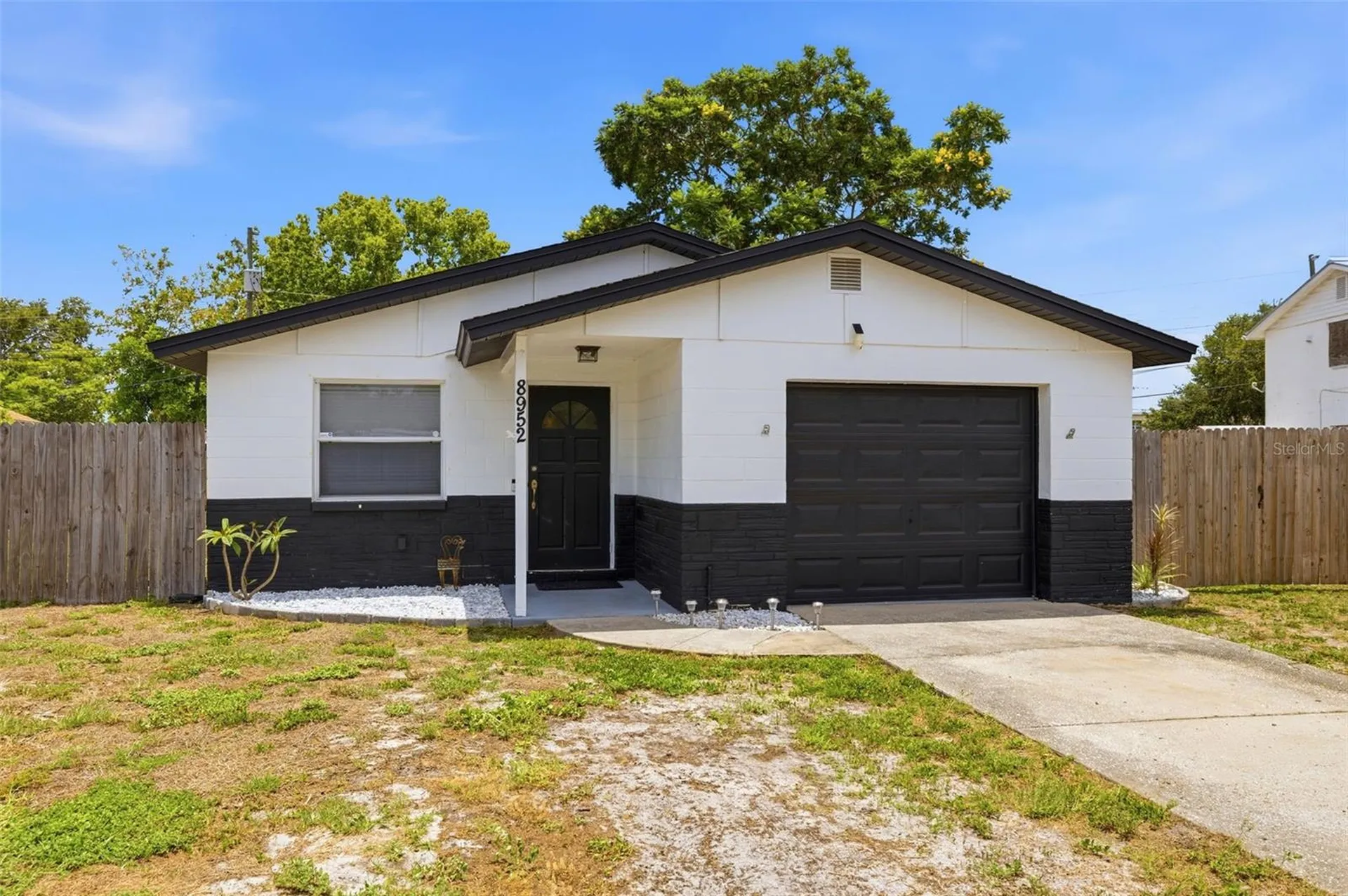 8952 Narcissus Avenue Seminole FL 33777