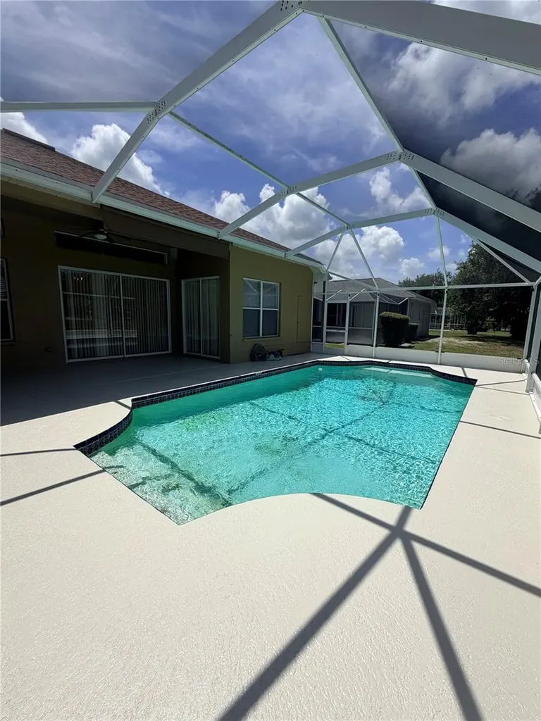 442 Knight Drive Tarpon Springs FL 34688