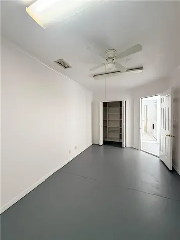 442 Knight Drive Tarpon Springs FL 34688